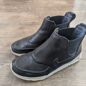 Women Nike Air Max Thea Mid